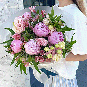 Peony Gloss with delivery Ryazan