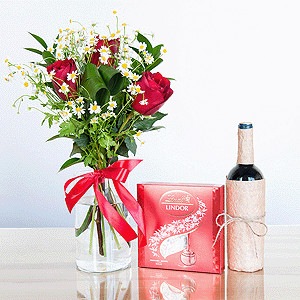 Gift set "Delicate bouquet, sweets and non-alcoholic wine" with delivery Ryazan