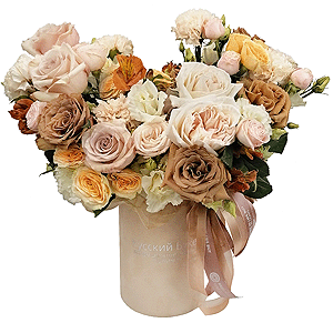 Роза Тоффи - 8, Rose Cream 50 cm - 7, Peony style roses - 3, Alstromeria Yellow, Orange - 5, lisianthus - 3, Carnation white, cream - 10, Spray rose: white, cream, light pink 50 cm - 4, Round flower box small , Oasis, Dried flowers in assortment, Ribbon