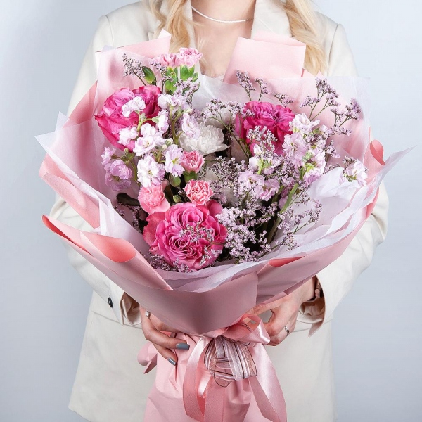 Peony rose Kahala 50 cm - 5, Baltica White Spray Chrysanthemum - 1, Matthiola Lilac - 3, Pink spray carnation - 5, Limonium (1 pc.), Wrapping Paper