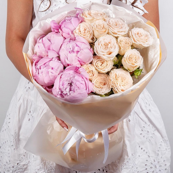 Peony pink - 5, Peony sprayrose - 5, Wrapping Paper