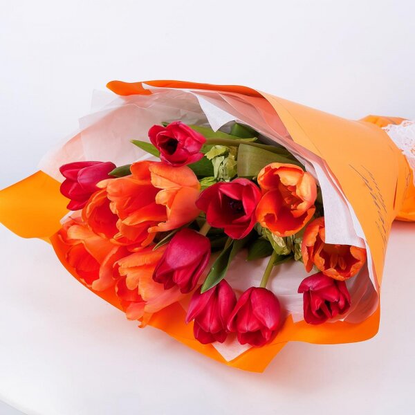 Red tulip - 8, Orange tulip - 9, Wrapping Paper
