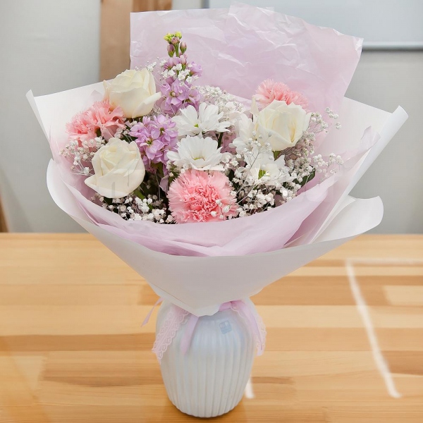 Bacardi White Spray Chrysanthemum - 3, Gypsophila - 1, White rose 50 cm - 5, Pink carnation - 5, Matthiola Lilac - 2, Wrapping Paper