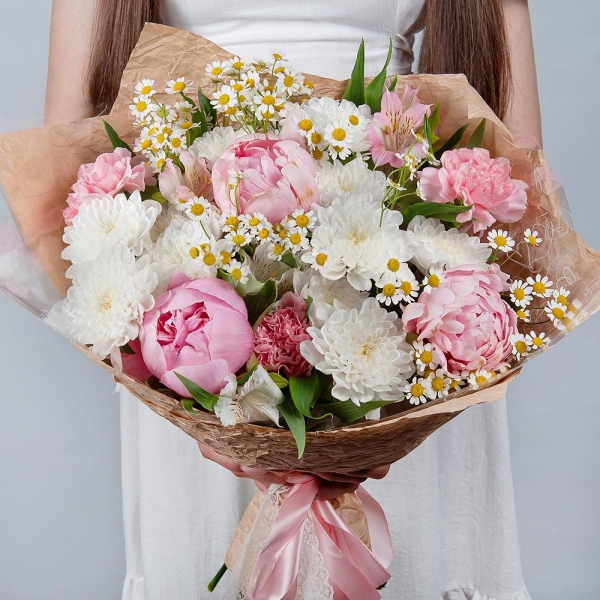 Peony pink - 3, Baltica White Spray Chrysanthemum - 5, Chamomile - 3, Alstromeria white, soft pink - 6, Pink carnation - 7, Wrapping Paper