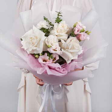 Pink Lisianthus (Eustoma) - 1, White rose 50 cm Ecuador - 3, Carnation white, cream, Pistachio, Wrapping Paper