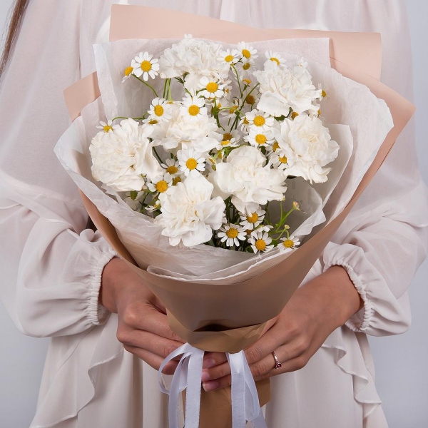 Carnation white, cream - 9, Chamomile - 2, Wrapping Paper