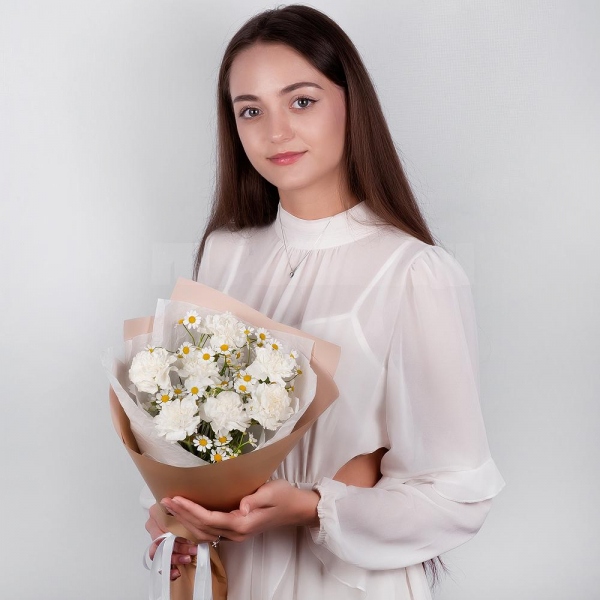 Carnation white, cream - 9, Chamomile - 2, Wrapping Paper