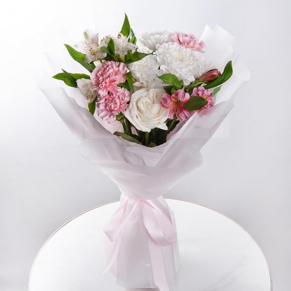 White rose 50 cm - 3, Alstromeria white, soft pink - 4, Baltica White Spray Chrysanthemum - 1, Pink carnation - 3, Wrapping Paper