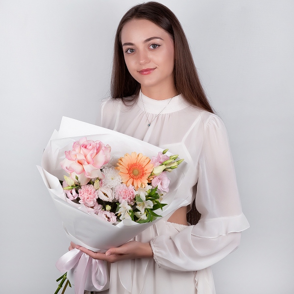 Rose Esperance - 1, Cream gerbera - 1, Baltica White Spray Chrysanthemum - 2, Alstromeria white, soft pink - 3, Pink carnation - 2, Pink Lisianthus (Eustoma) - 2, Wrapping Paper