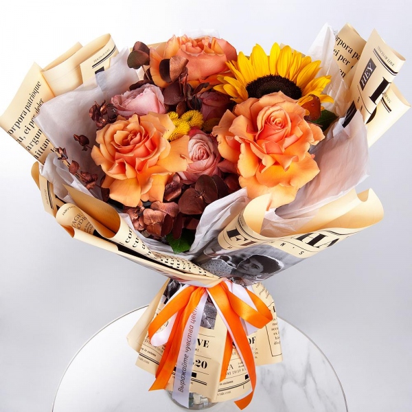 Rose Orange 50 cm Ecuador (High Magic, High Yollow Magic) - 5, Peony rose Kahala 50 cm - 4, Newton Yellow Spray Chrysanthemum - 3, Sunflower - 1, Eucalyptus Cinerea, Wrapping Paper
