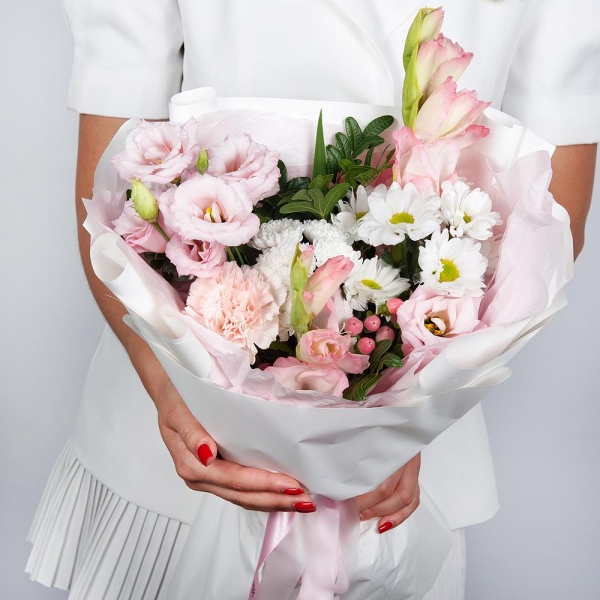 Pink Gladiolus - 2, Bacardi White Spray Chrysanthemum - 1, Pink carnation - 2, Baltica White Spray Chrysanthemum - 1, Pink Lisianthus (Eustoma) - 1, Pistachio, Wrapping Paper